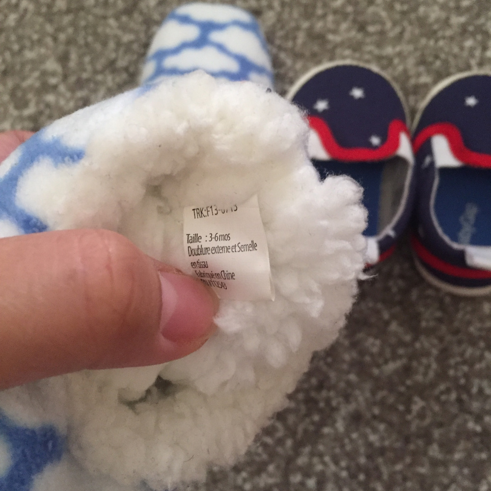 BABY Shoes - Picture 2 of 3